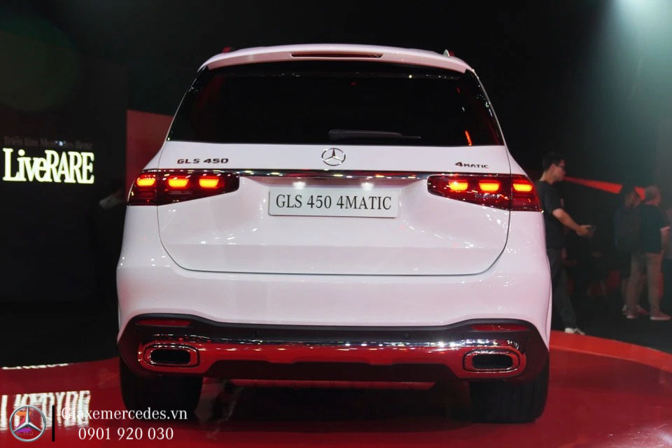 Tổng thể thiết kế đuôi xe GLS 450 