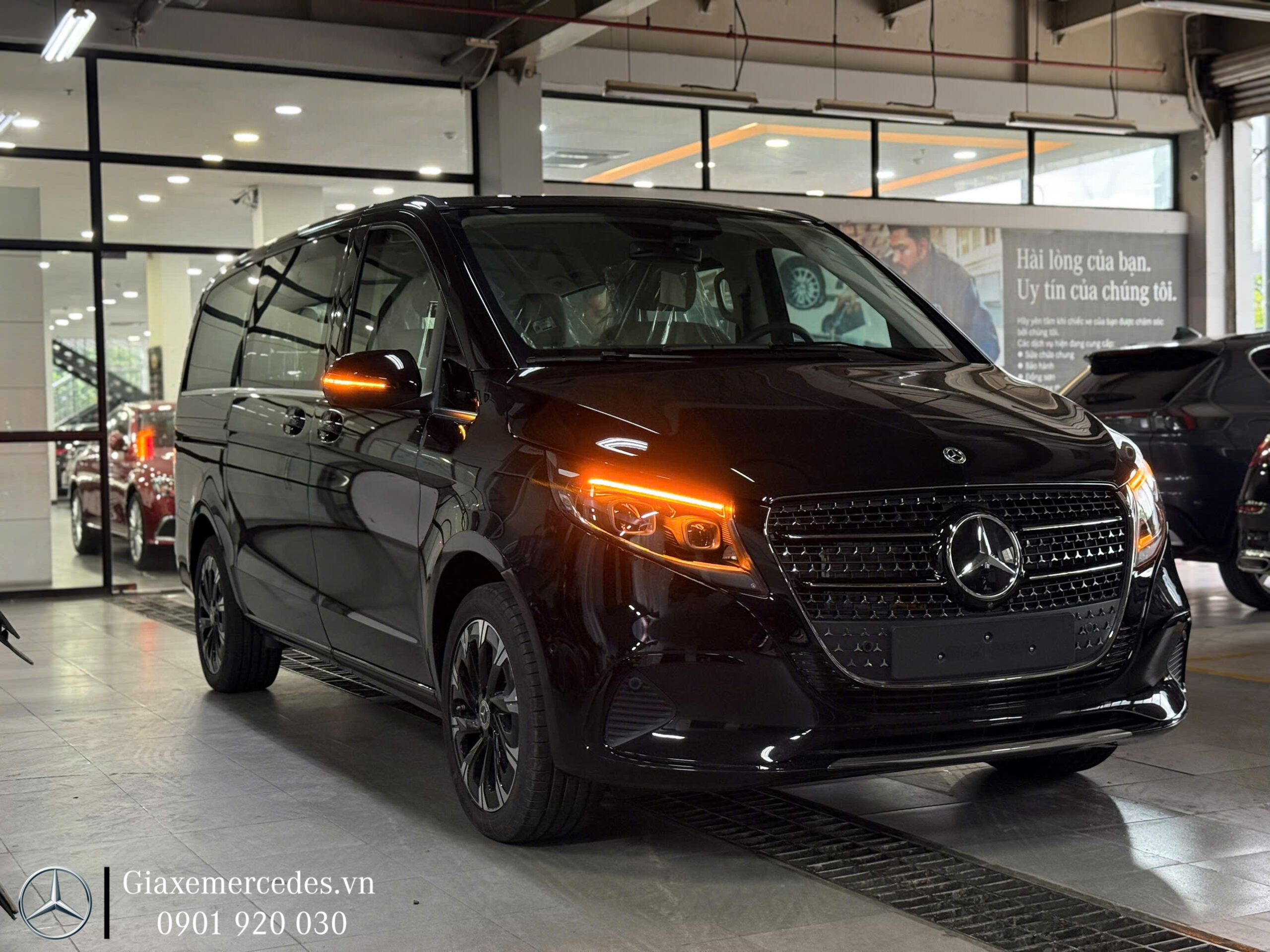 Mercedes-Benz V300 Avantgarde 2025