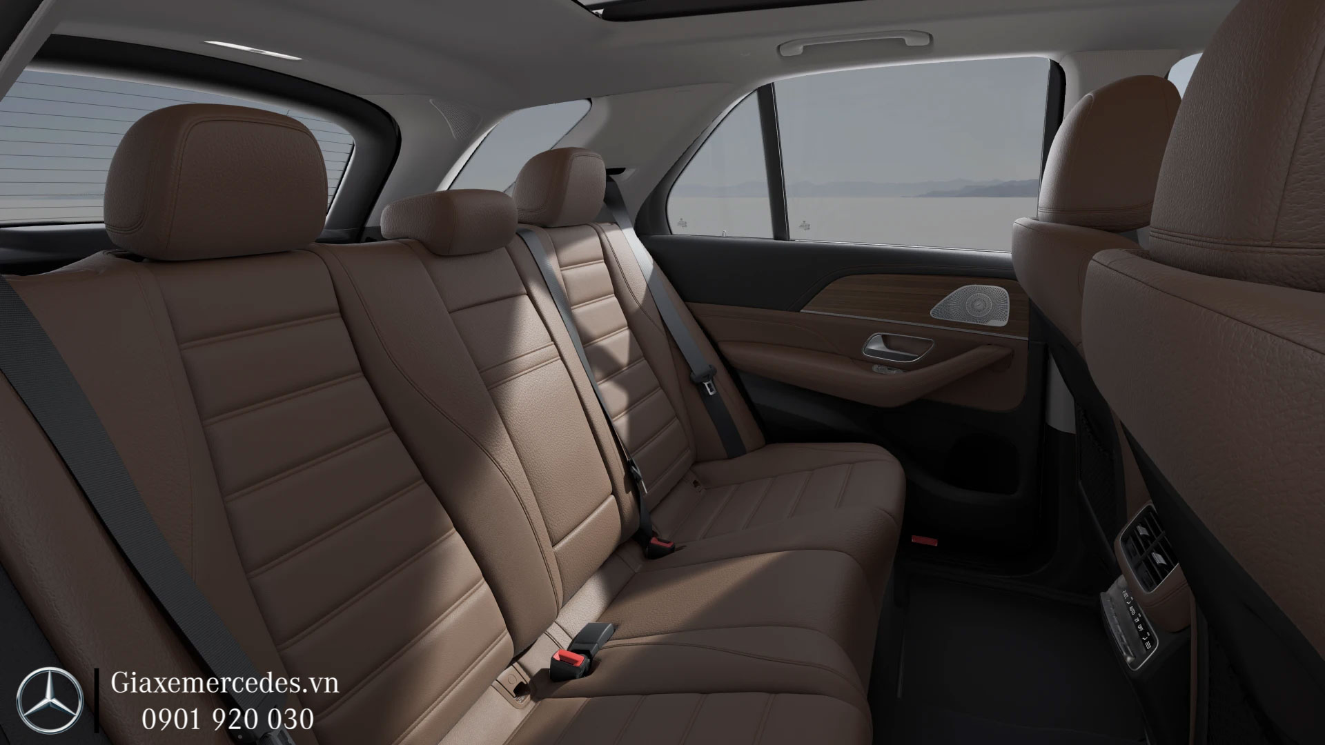 Nội thất GLE 400 màu Nâu