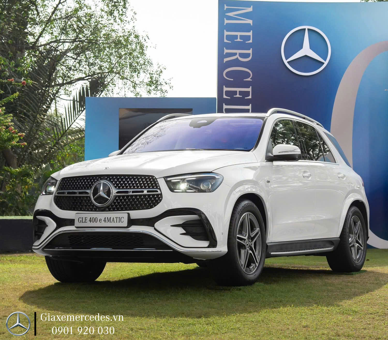 Mercedes-Benz GLE 400 e 4MATIC with EQ hybrid technology
